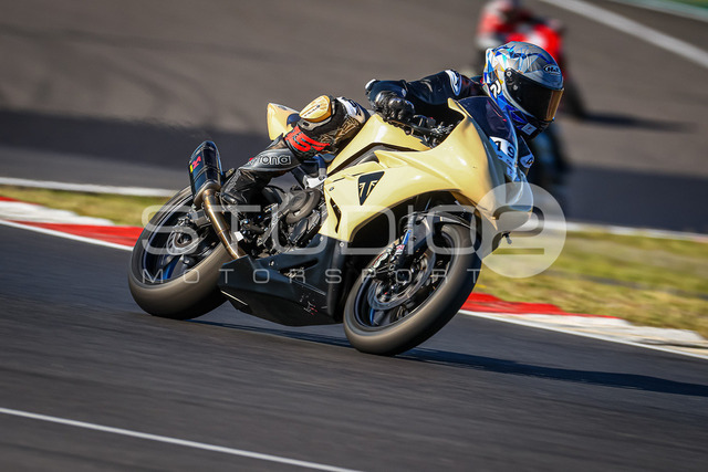 1000-260526NBR-004_1000 | Deine Full-Service-Agentur für ✔️Videoproduktionen und ✔️Motorsportfotografie Jetzt Angebot anfragen!