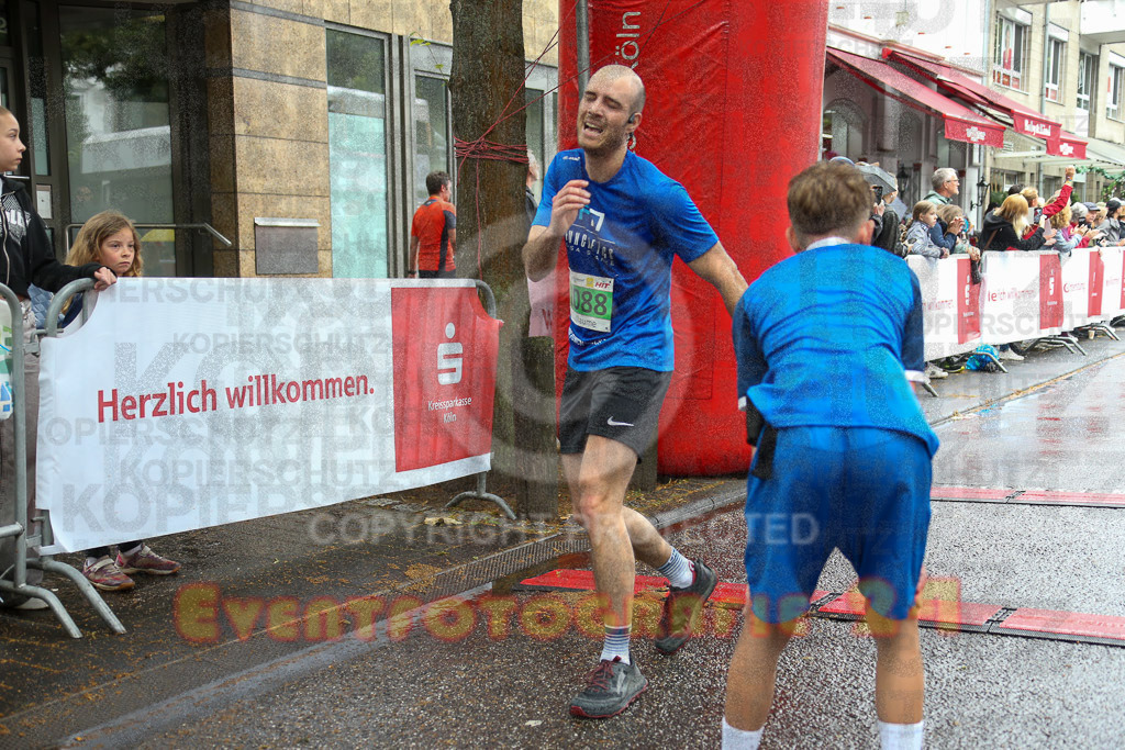 240622_1148_EX1_8960 | Sportfotografie im Rhein-Sieg Kreis, Köln, Bonn, NRW, Rheinland Pfalz, Hessen, etc. Unser Tätigkeitsfeld umfasst den Laufsport vom Volkslauf über den Marathon, Duathlon, Triathon bis zum Ultralauf wie Kölnpfad Ultra oder Schindertrail.