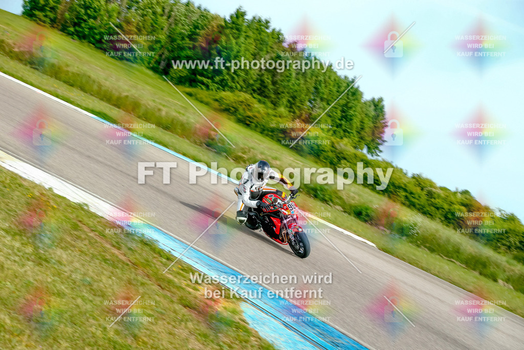_MOT0985 | Hier findet Ihr Bilder von Touristenfahrten auf der Nürburgring Nordschleife oder von anderen Veranstaltungen die ich besucht habe. Viel Spass beim Durch Schauen 