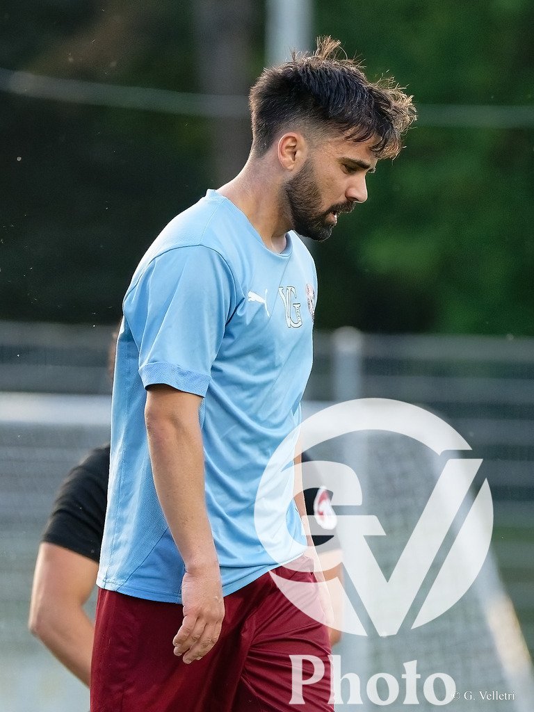 US Carouge II  v Viseu United  - 4eme ligue Groupe 3 | Geneva, Switzerland - May 20 : during the 4eme ligue Groupe 3  match between US Carouge II  and Viseu United  at Stade de la Fontenette  on May 20 , 2026 in Geneva, Switzerland.