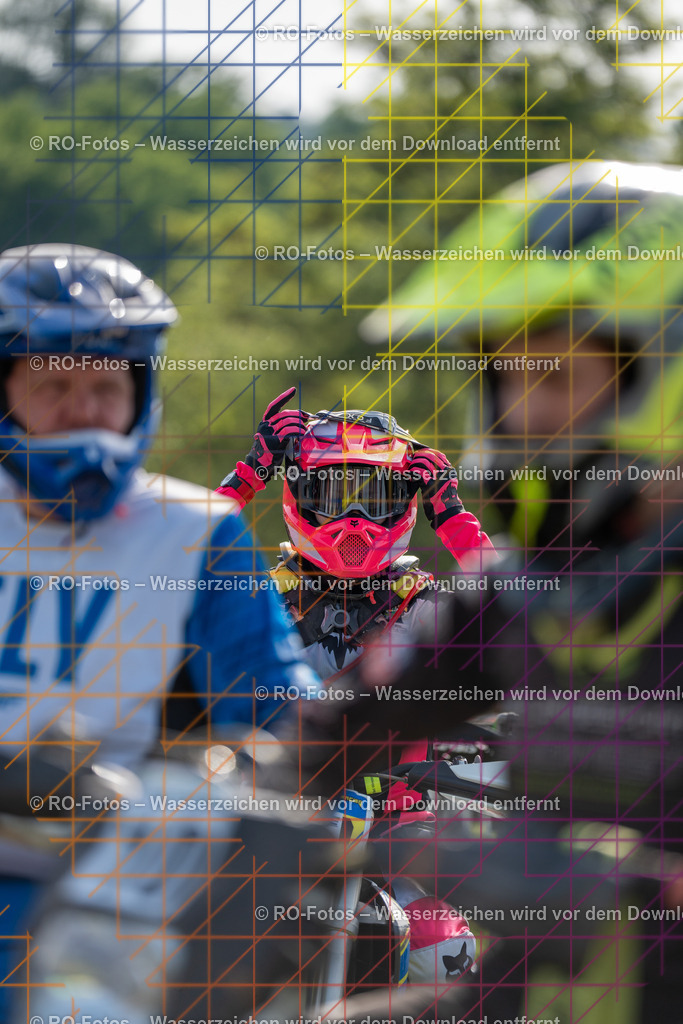 Wolfshausen 4 Lauf -78 | Sportfotografie von RO-Fotos: Motorsport, Motocross, Enduro, Laufveranstaltungen und Triathlon. Professionelle Fotos von Sportlern und Events. - Realisiert mit Pictrs.com