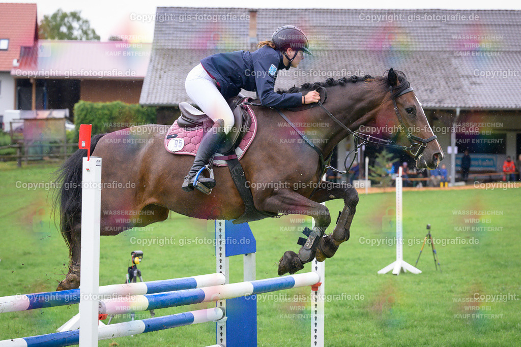 095_Gast_Lucia_Lysienna_A1_Springen_250802_06 | gis-fotografie