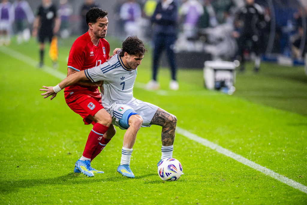 Luxembourg v Italy | International men's football friendly Luxembourg v Italy on 3 june 2026 at 8.45pm (CET) at Stade de Luxembourg - Luxembourg's Mica Pinto (l.) challenging Italy's Luigi Cherubini (r., #7) - Realisiert mit Pictrs.com