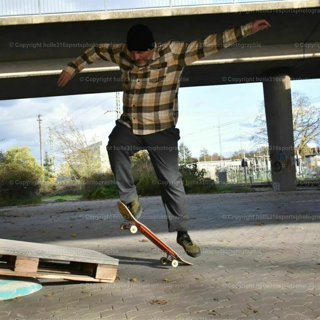 317244278_10210592813414622_6776502815842393494_n | Sportfotografie , Motorsport, Motoross, Reitsport, Mointainbike, Enduro,
Landschaft , Outdoor, Eventfotografie, Landschaft, Bilder online bestellen - Realisiert mit Pictrs.com