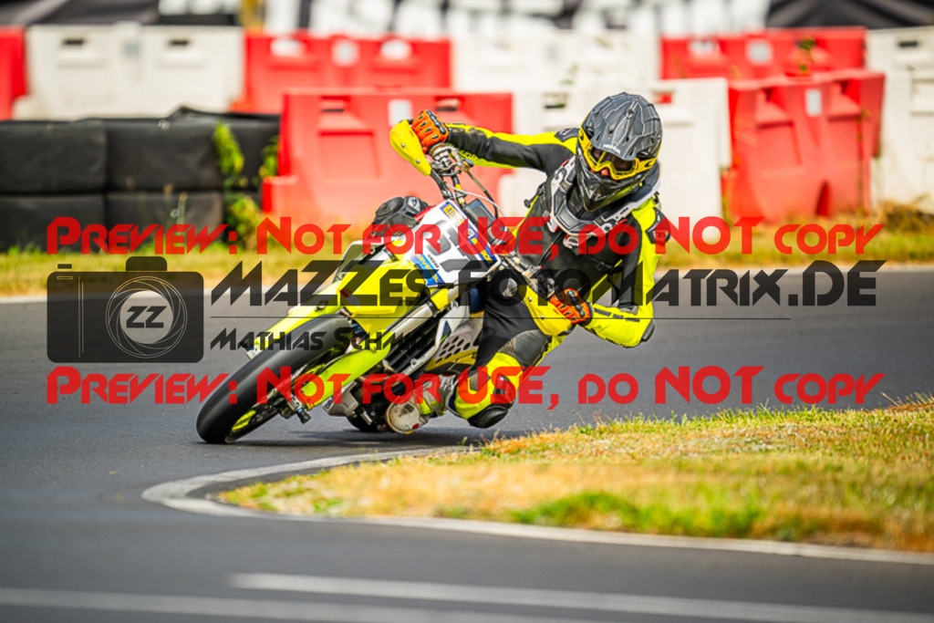 MaZZes_FotoMatrix_230701_9178 | S4