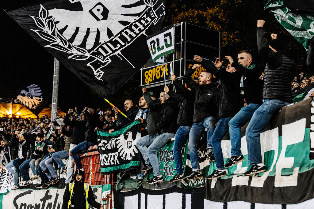 SC Preußen Münster - Fortuna Düsseldorf 1895 | Das ist die Fotodatenbank für authentische Sportfotografie aus Münster: Markus Paletta fotografiert Teams, Sportler:innen, Kinder, Events & Unternehmen. - Realisiert mit Pictrs.com