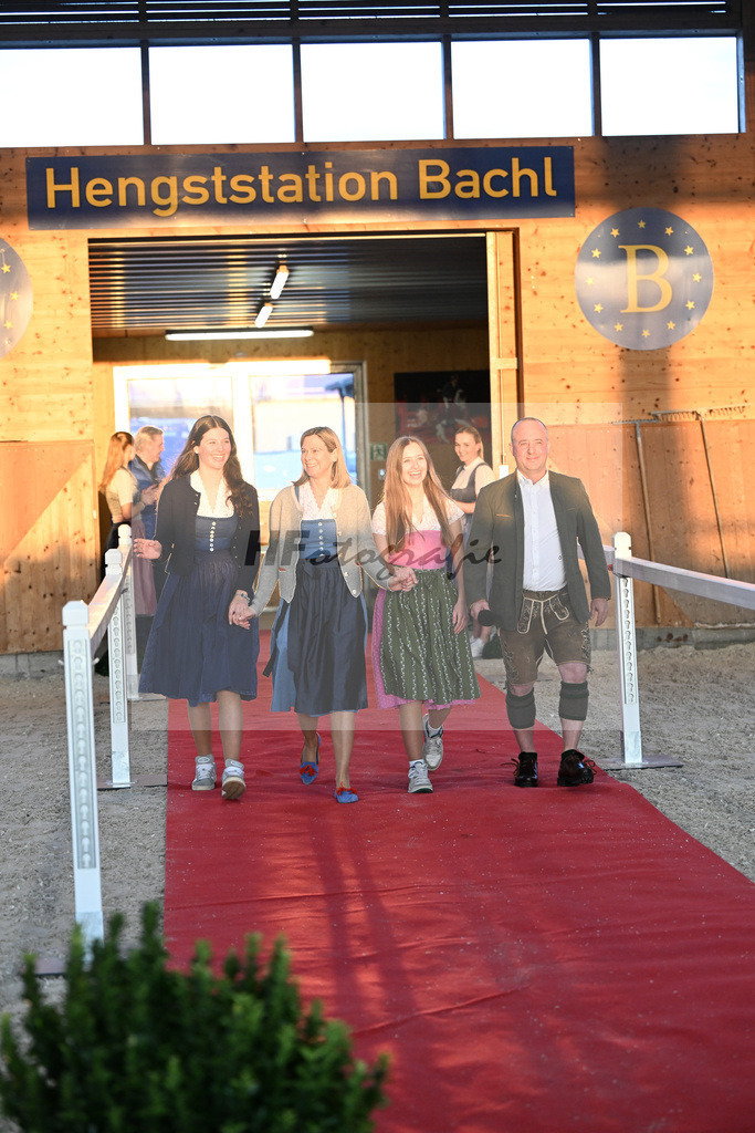 Impressionen_Hengstschau_5250776 | hf-fotografie - Realisiert mit Pictrs.com
