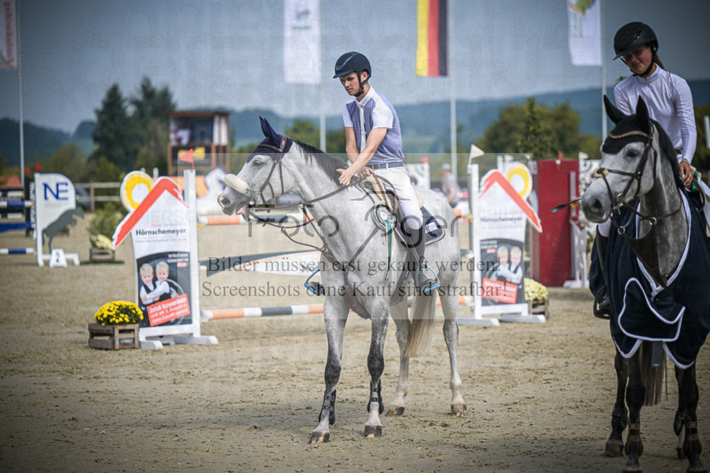 DOS_0015 | Entdecke hochwertige Reitturnierfotos von Foto Oger. Professionell, emotional und authentisch – jetzt Lieblingsmomente im Shop bestellen.Deutschlandweite Turnierfotografie. - Realisiert mit Pictrs.com