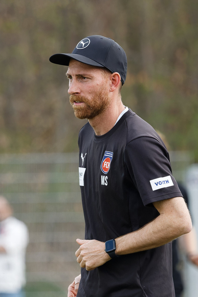 FCHOFK_260418_6-77 | 1.FC Heidenheim 1846 vs. Offenbacher Kickers, Fußball, U17, B-Junioren, NWL, U17-DFB-Nachwusliga, 2025/2026, 10. Spieltag, 18.04.2026 in Heidenheim, Walter-Birkhold-Jugendstadion (Foto: Michael Bulling) - Realisiert mit Pictrs.com