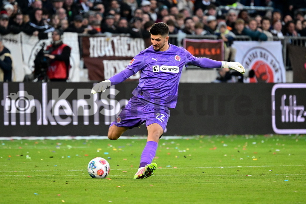 KBS Picture_FCStPauli-Hoffenheim_025 | Vasilj Nikola (St.Pauli) ,Sportplatz :  Millerntor Stadion, - Realisiert mit Pictrs.com