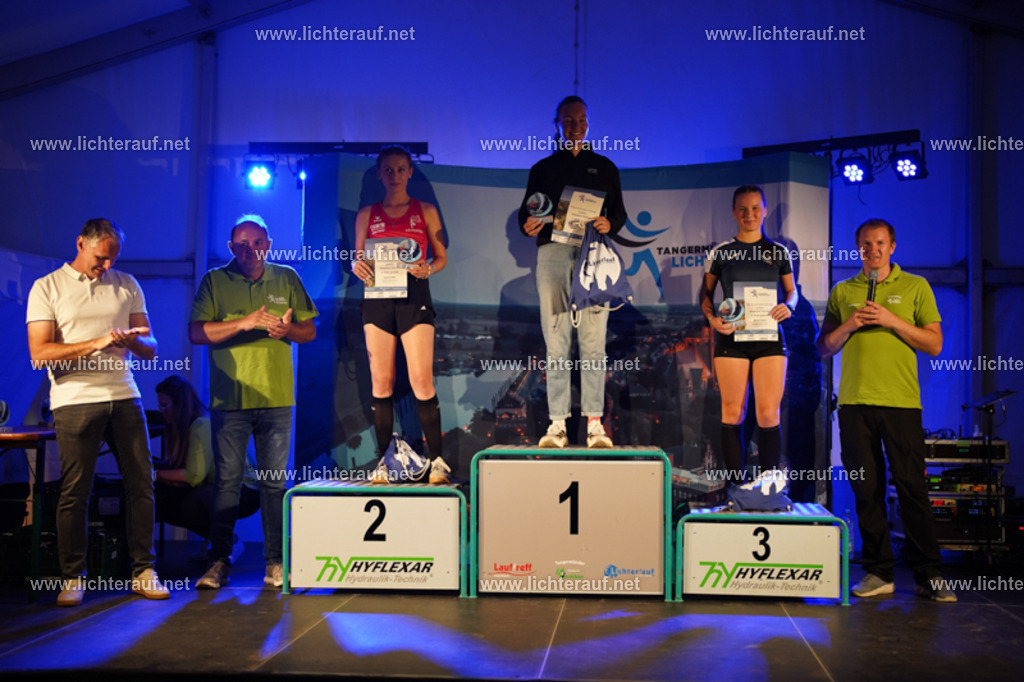FSC00461 | Lichterlauf  - Realisiert mit Pictrs.com