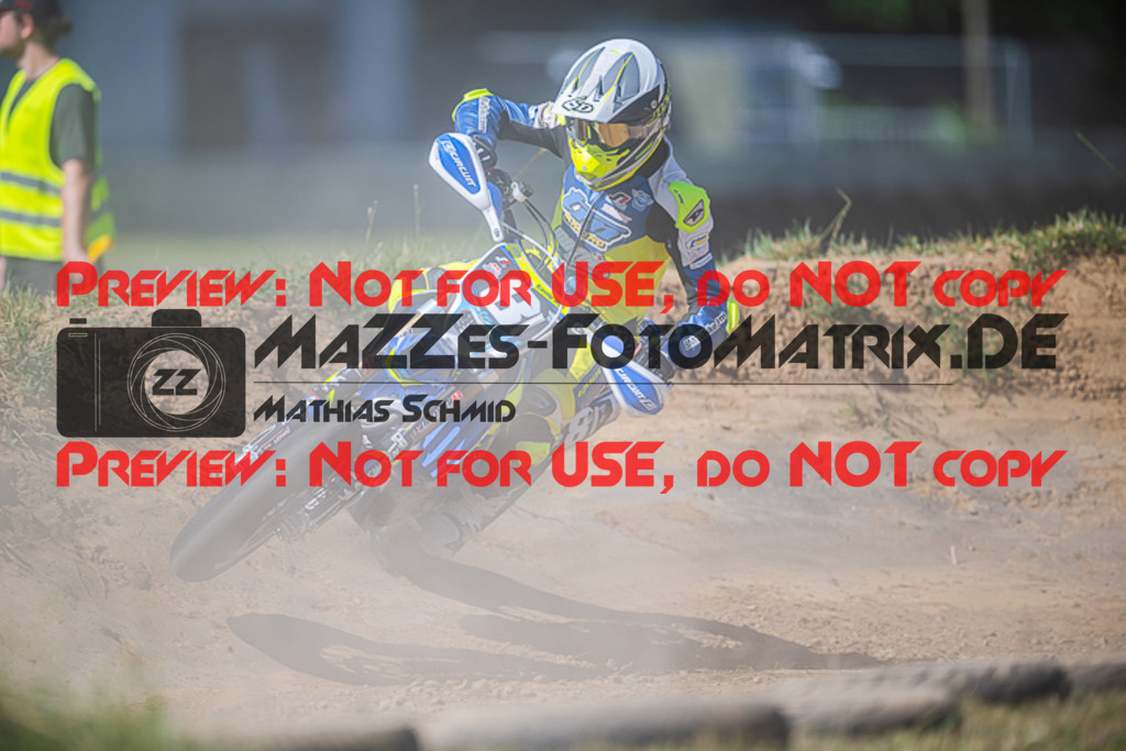 MaZZes_FotoMatrix_220702_4529 | S1