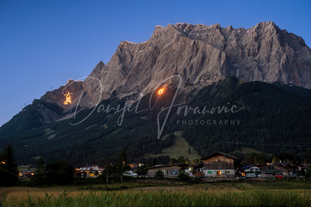 Bergfeuer | Sonnwend Bergfeuer in der Tiroler Zugspitz Arena