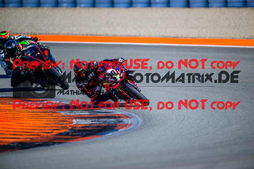 MaZZes_Fotomatrix_20260327_6007705_7890 | GELB