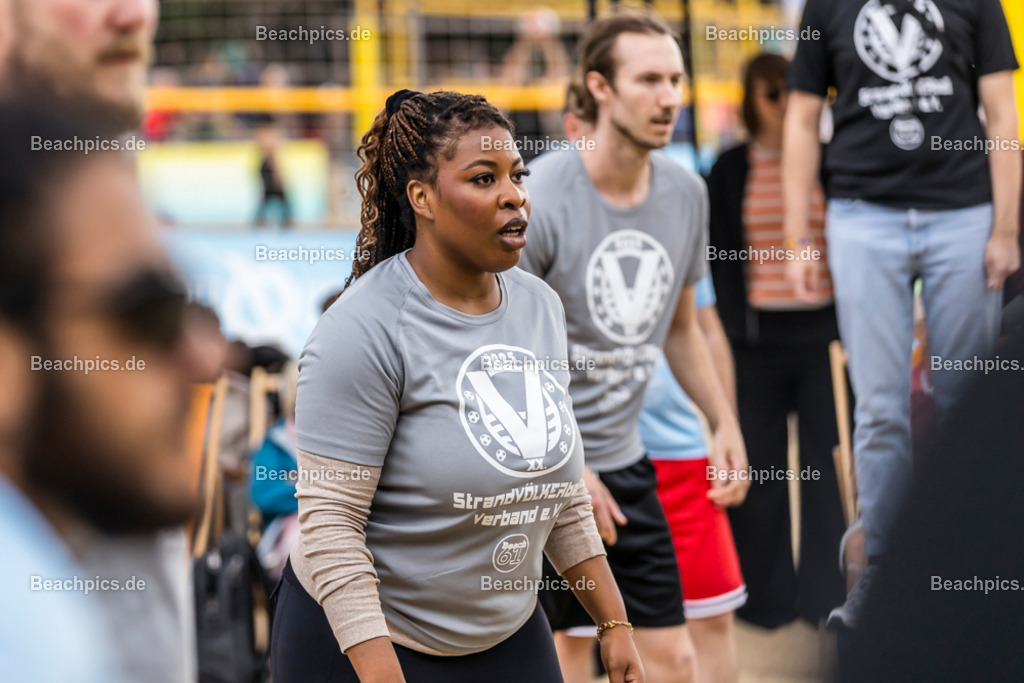 2025-200083926-Strandvölkerball-WM |  24.08.2025; Berlin Foto: Gerold Rebsch - www.beachpics.de
