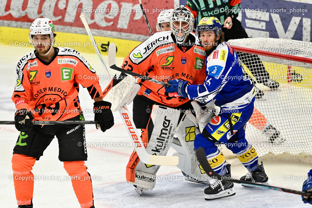 EC IDM WÄRMEPUMPEN VSV vs. MOSER MEDICAL GRAZ99ERS | #3 Frank Hora Graz 99ers, #33 Maxime Lagacé Graz 99ers, #16 Kevin Hancock EC VSV, EC IDM WÄRMEPUMPEN VSV vs. MOSER MEDICAL GRAZ99ERS, EC IDM WÄRMEPUMPEN VSV vs. MOSER MEDICAL GRAZ99ERS am 17.03.2026 in Villach (Stadthalle Villach), Austria, (Photo by Bernd Stefan)