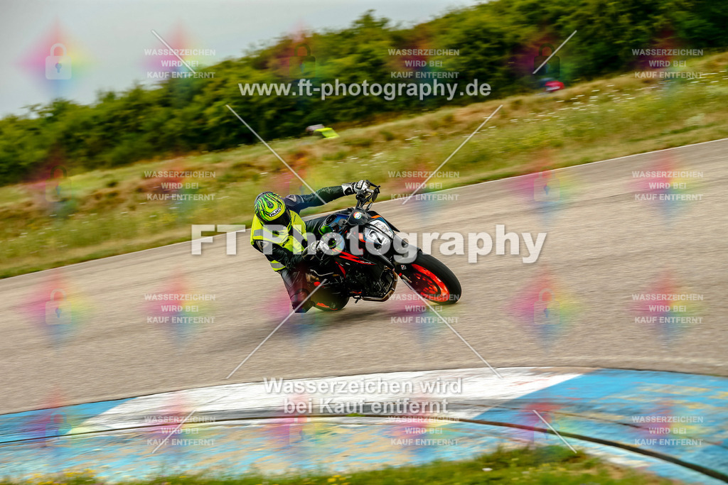 Chambley Juli-1454 | Hier findet Ihr Bilder von Touristenfahrten auf der Nürburgring Nordschleife oder von anderen Veranstaltungen die ich besucht habe. Viel Spass beim Durch Schauen 