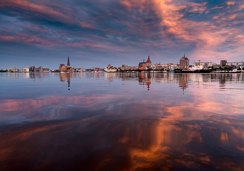 60x80cm_Rostock_Acryl | Das Ostsee Atelier, enthält preisgekrönte Fotografien des Künstlers Holger Martens. Dünenbilder, Strandfotos, Ostseebilder, Fotografien vom Meer.