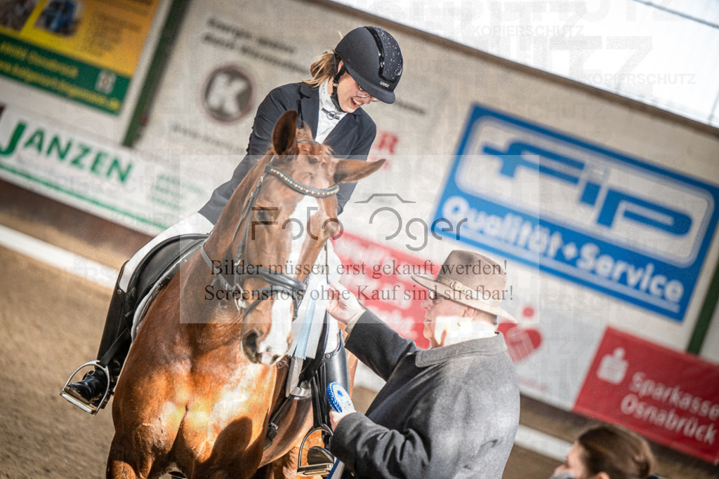 DOS_0030 | Entdecke hochwertige Reitturnierfotos von Foto Oger. Professionell, emotional und authentisch – jetzt Lieblingsmomente im Shop bestellen.Deutschlandweite Turnierfotografie. - Realisiert mit Pictrs.com