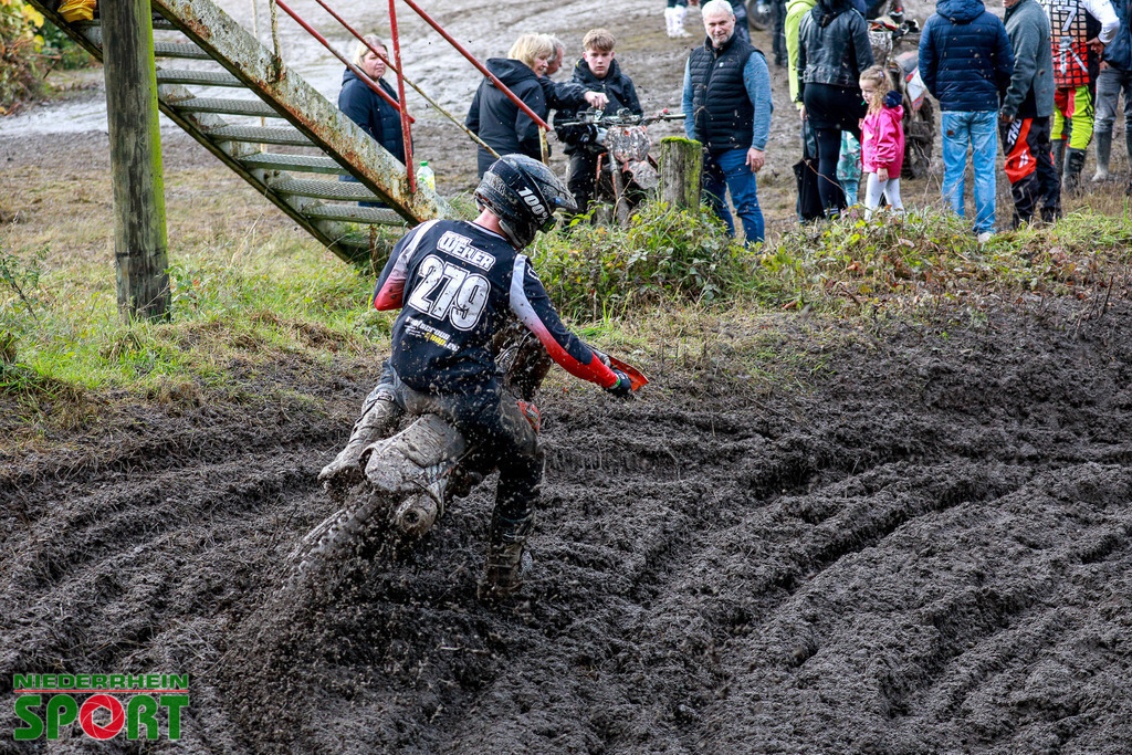 OpenTrack2024_Samstag_158 | Bildergalerie von Sport-Ereignissen aber auch von weiteren spannenden Dingen - nicht nur vom Niederrhein. In Anlehnung an den bekannten Spruch von Hanns Dieter Hüsch heißt das Motto: "Niederrhein ist überall".  - Realisiert mit Pictrs.com
