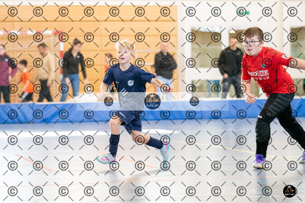 20251122_FCR-Hallenturnier-E_1_006-23 | Sport und Naturfotografie von Roberto Esposito zeigt echte Momente Bewegung und die Schönheit der Natur. Ausdrucksstarke Bilder schaffen Emotionen.