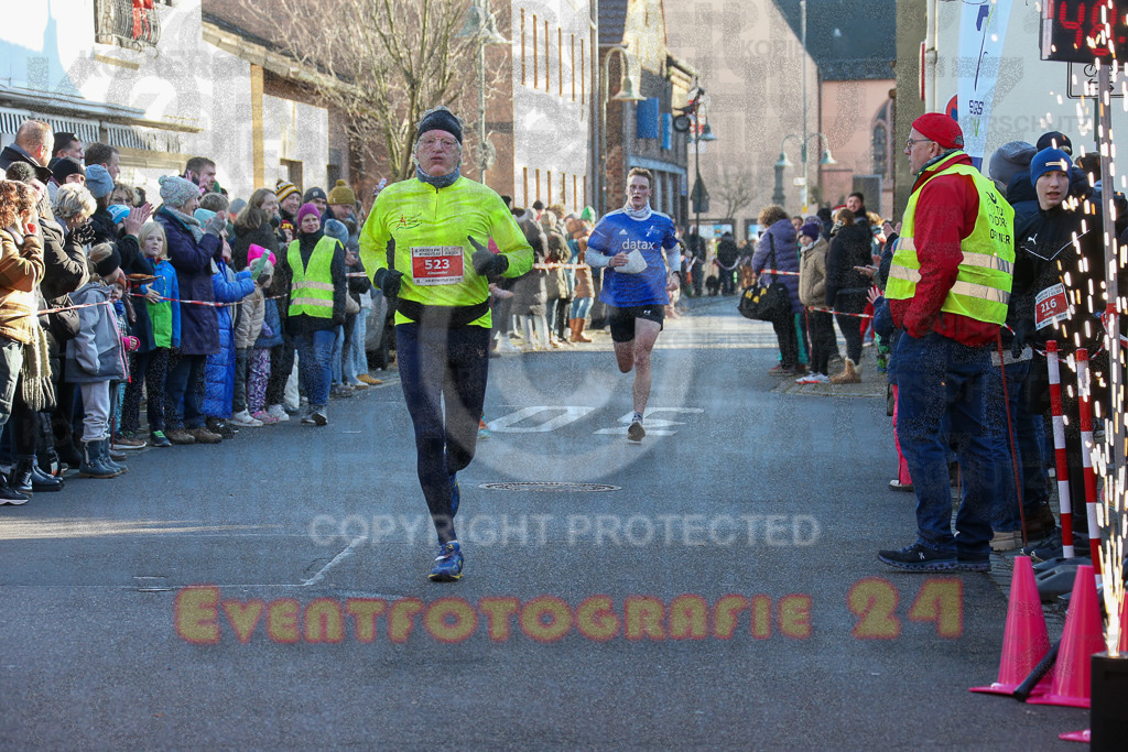 241201_1224_EX1_2022 | Sportfotografie im Rhein-Sieg Kreis, Köln, Bonn, NRW, Rheinland Pfalz, Hessen, etc. Unser Tätigkeitsfeld umfasst den Laufsport vom Volkslauf über den Marathon, Duathlon, Triathon bis zum Ultralauf wie Kölnpfad Ultra oder Schindertrail.