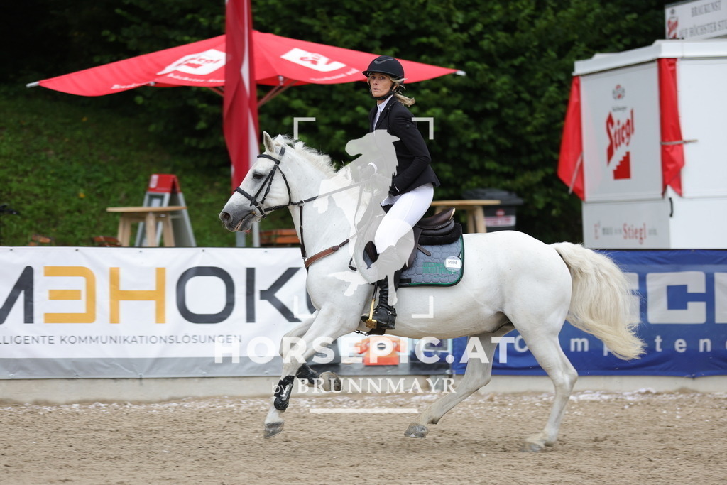 0P6A0336 | Willkommen bei Brunnmayr - Design & Fotografie – Ihrem Spezialisten für Reitturniere und Pferdeveranstaltungen in Oberösterreich, Salzburg und Bayern! Seit über 17 Jahren sind wir leidenschaftlich dabei.