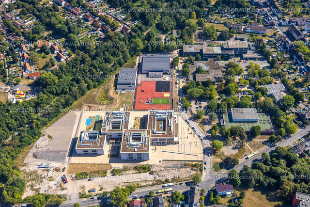 Essen220806872 | Luftbild, Neubau der Gustav-Heinemann-Gesamtschule mit Sporthallen, Schonnebeck, Essen, Ruhrgebiet, Nordrhein-Westfalen, Deutschland