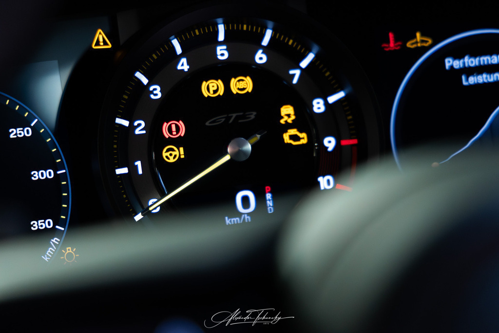 911 GT3 Touring Clausi | Entdecken Sie die faszinierende Welt von Alexander Tschuncky Arts: Kreative Fotografie, atemberaubende Automobilkunst und hochwertiger Bilderdruck. Lassen Sie sich inspirieren! - Realisiert mit Pictrs.com