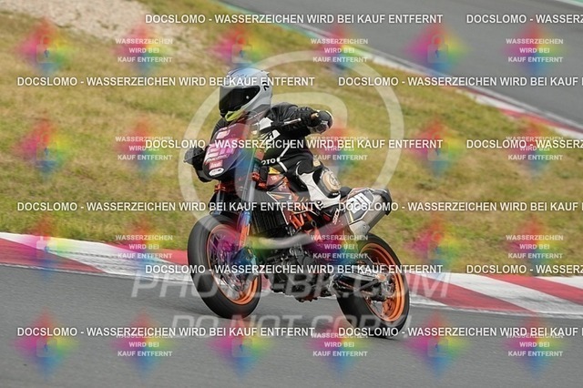 2025_09_01_PBK_42121 | Sportfotografie; SlowMotion; Video; Rennstrecke; Hafeneger; RSE; Speer; Trackday; Motorsportarena; Hockenheimring; Brno; Most; Barcelona; Valencia, Benny; Kaetzmer;
