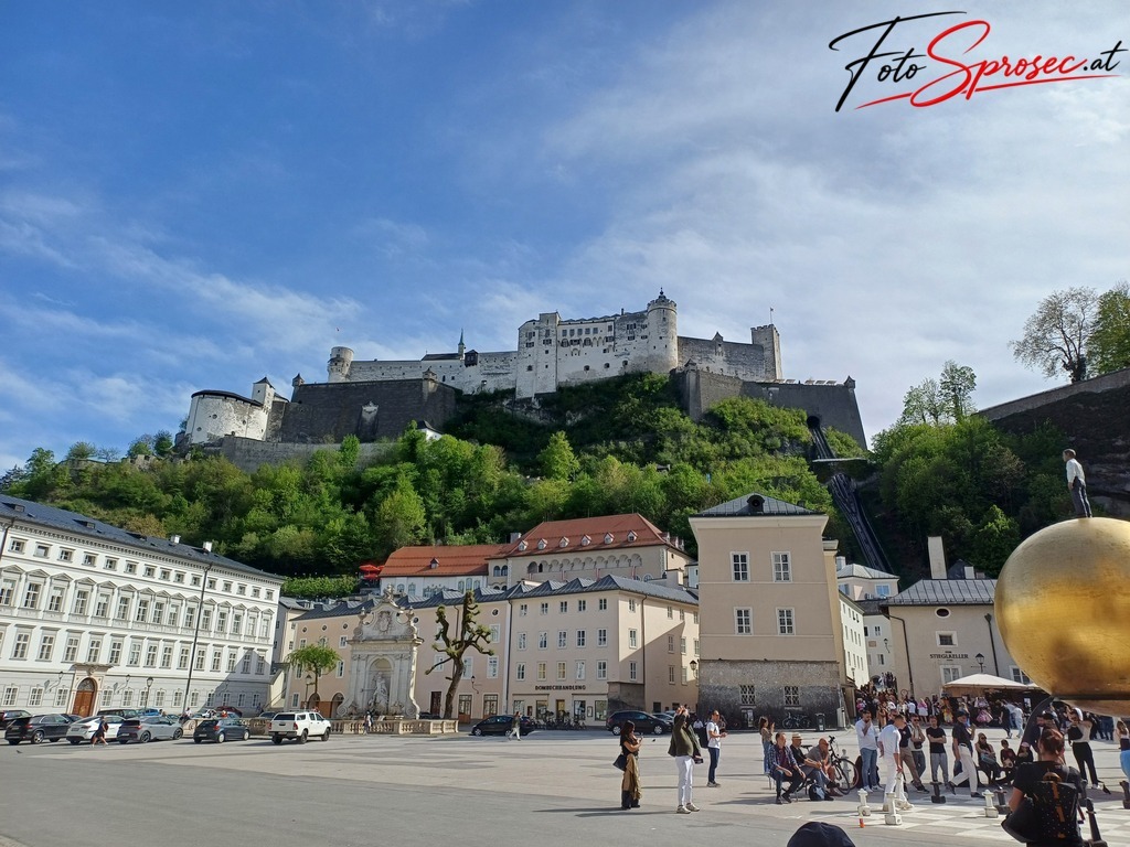 Festung Hohensalzburg | Mit meiner Kamera halte ich besondere Augenblicke, faszinierende Landschaften und interessante Details fest. Dabei entstehen ganz unterschiedliche Aufnahmen – von stimmungsvollen Landschaftsfotografien und beeindruckenden Drohnenaufnahmen über Pressefotos - Realisiert mit Pictrs.com