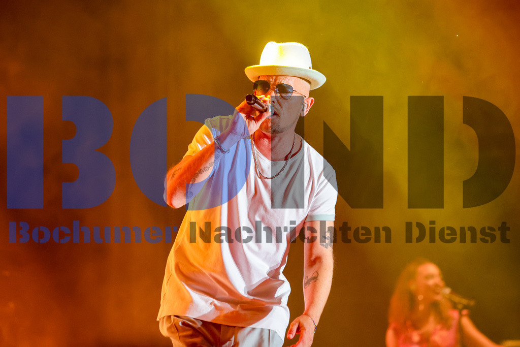 Zeltfestival Ruhr 2024 - Jan Delay  {date} -  | {headline}(Foto: Sebastian Sendlak / BOND) - Realisiert mit Pictrs.com