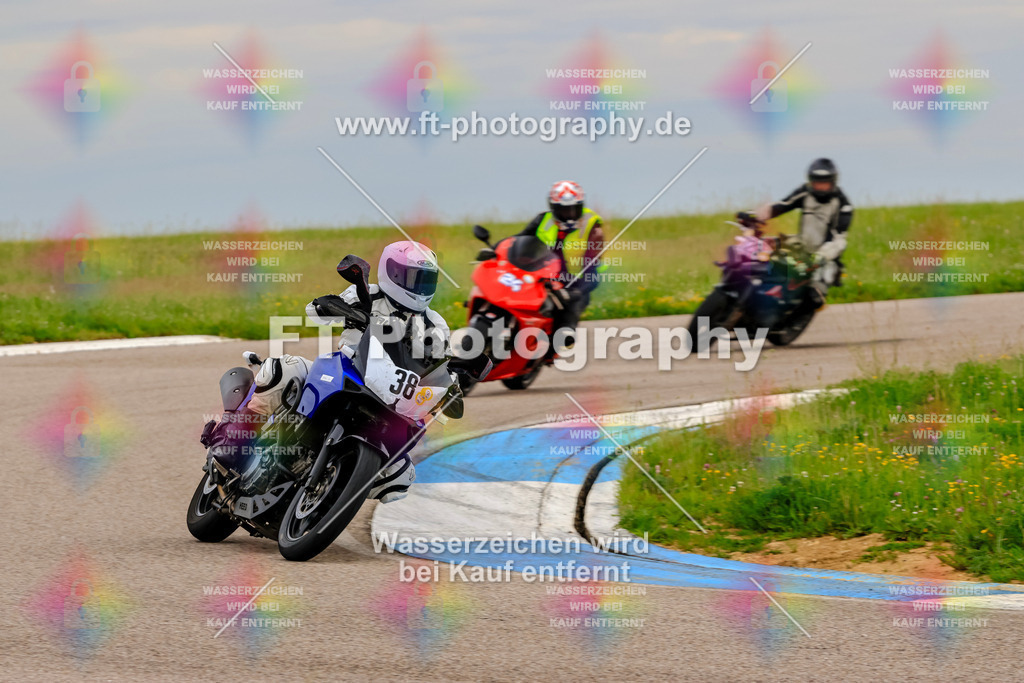 MotoTeam-1669 | Hier findet Ihr Bilder von Touristenfahrten auf der Nürburgring Nordschleife oder von anderen Veranstaltungen die ich besucht habe. Viel Spass beim Durch Schauen 