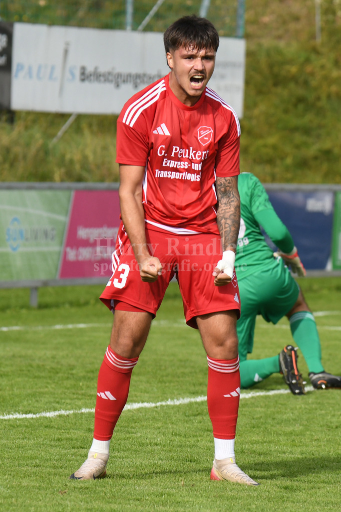TSV Seebach : SC Luhe-Wildenau | Patryk Richert (TSV Seebach #23) Torjubel beim  2:0 - Realisiert mit Pictrs.com