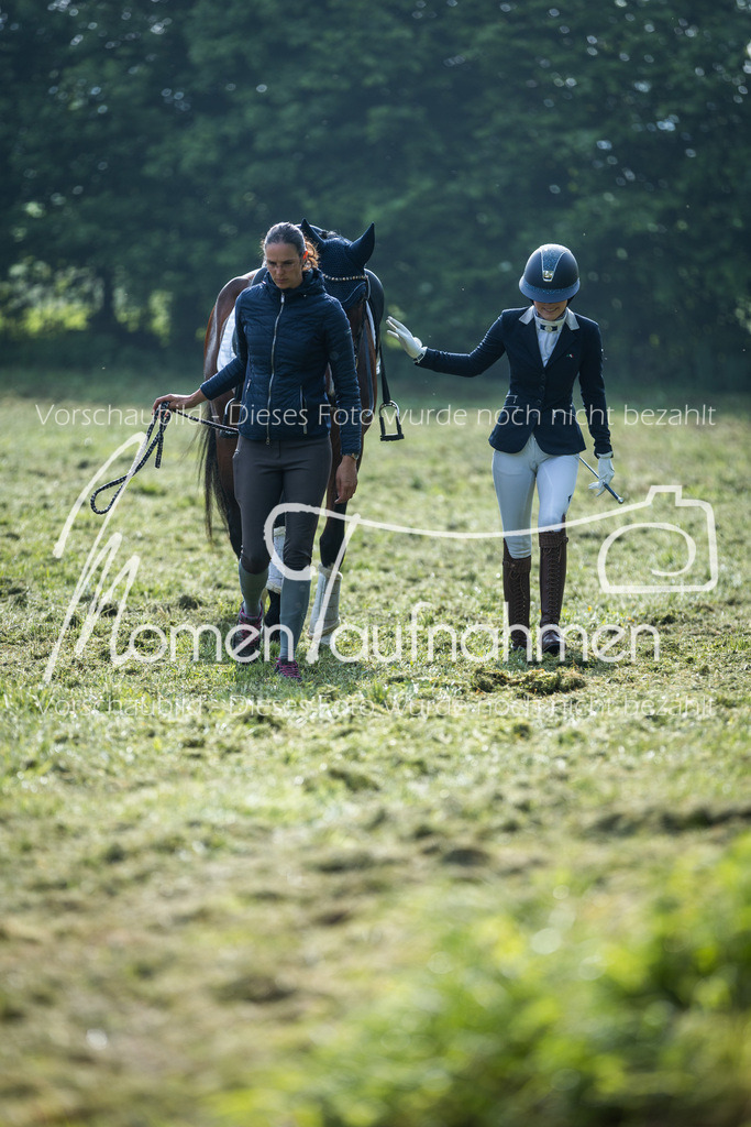 HH-Randmomente-001-2 | MomenTaufnahmen Pferdesportfotos