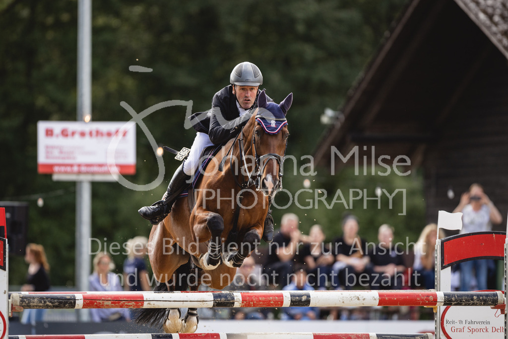 230826_Delbrueck_M2-Spr-839 | Deine schönsten Turniermomente als professionelle Fotos! Entdecke hochwertige Pferdesport-Fotografie im Online-Shop. Jetzt Fotos finden & bestellen!