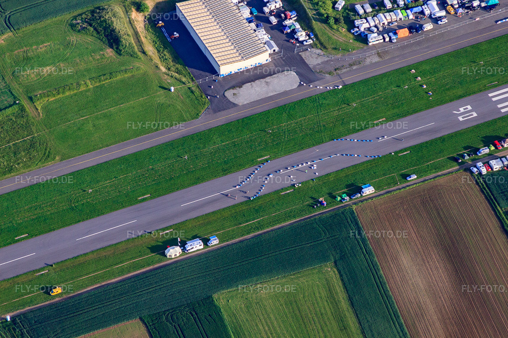 Luftbild: Flugplatz Walldürn in Walldürn im Bundesland Baden-Württemberg in Deutschland. – Foto: IMG_66286.jpg vom 30.05.2014 durch Werner Riehm/FLY-FOTO.de – Auflösung des Originals: 4752 x 3168 px