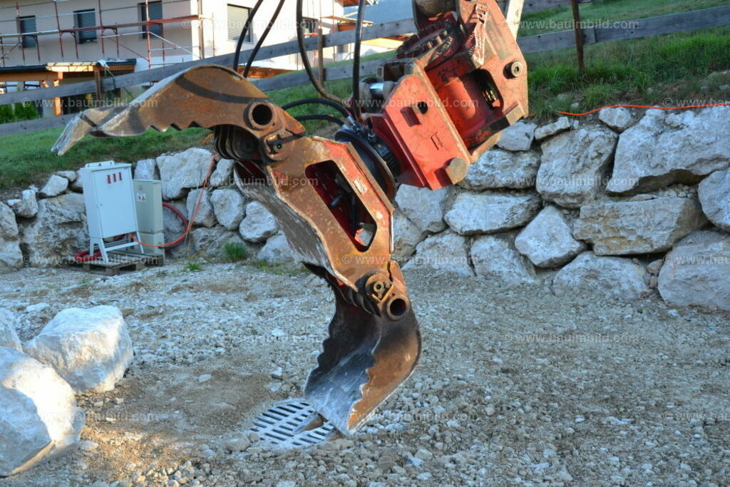 bib-lg02-erdarbeiten-0047 | Nach LV-Leistungsgruppen sortierte Detailfotos über den Bau eines Hauses. Alle Hausbau-Bilder direkt vom Urheber und Autor der Website Haus-Selber-Bauen.com