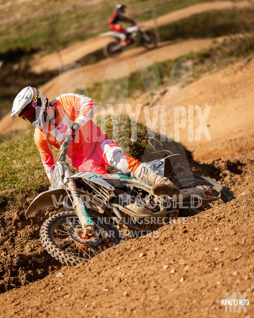 866A2905 | mxndyyvipix