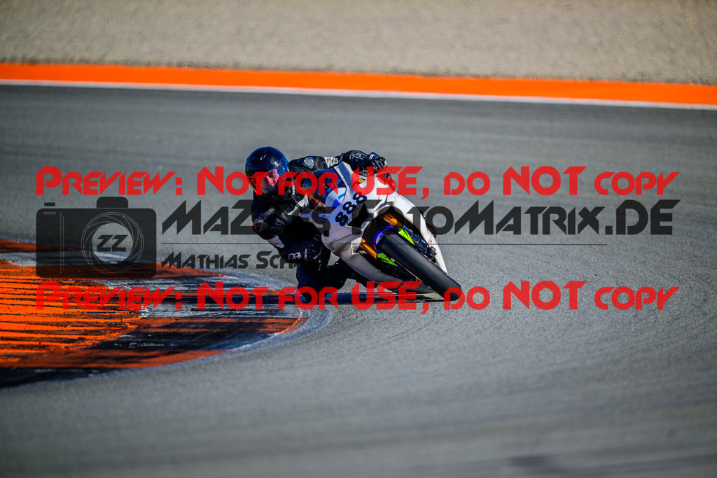 MaZZes_Fotomatrix_20260327_6007705_7697 | GELB