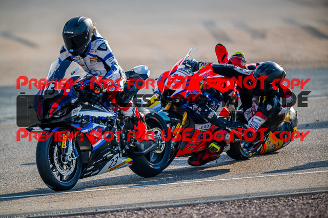 MaZZes_FotoMatrix_240504_6007705_5761 | STK1000