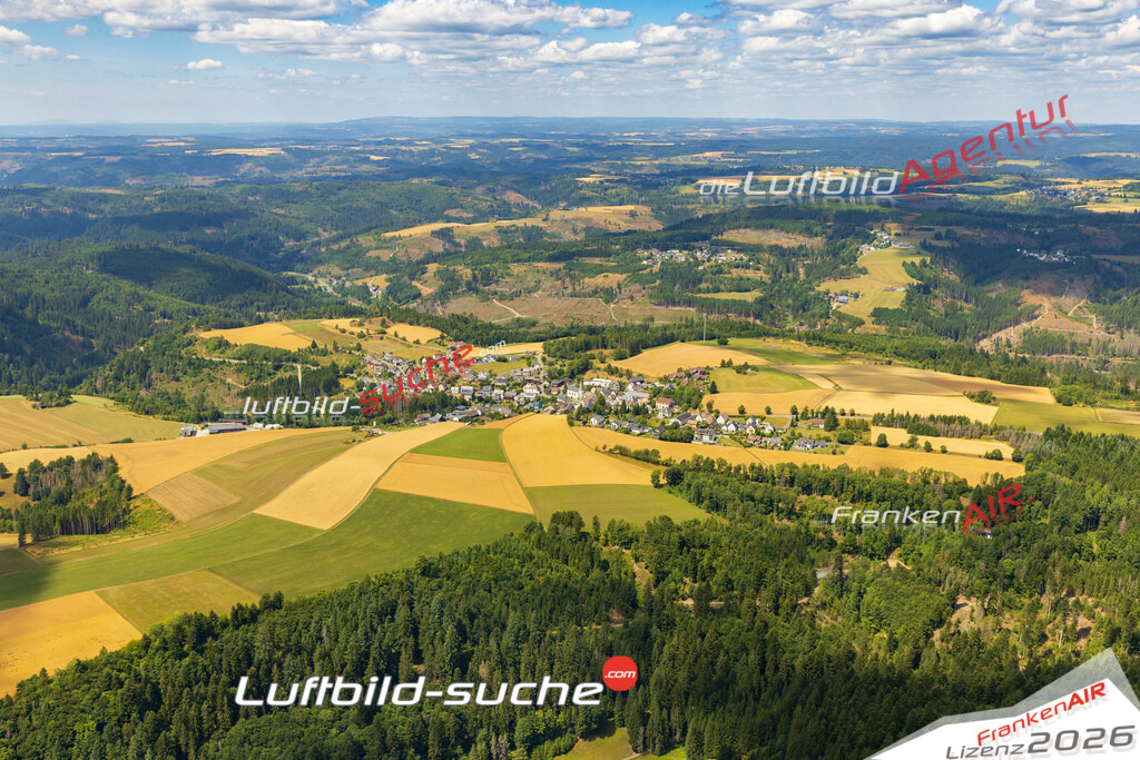 Luftaufnahme von Bernstein am Wald Schwarzenbach am Wald Bild- Das Luftbild wurde 2025 vom UL-Flugzeug heraus erstellt ( keine Drohne ) - Hochauflösende Luftaufnahme -Nicht vergleichbar mit Google Maps oder Satelittenbilder- Die Geschenkidee !Mit Lizenz und Bildrechte bestellbar