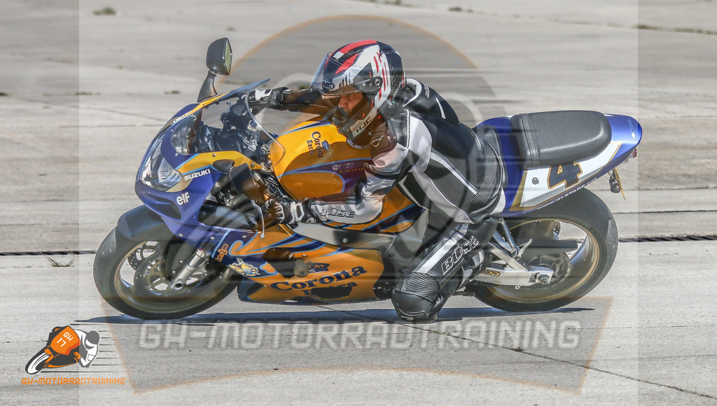 IMG_9992 | gh-motorradtraining-foto.de - Realisiert mit Pictrs.com