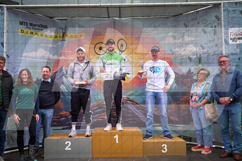 Betriebszentrum Laubenbachmühle, Frankenfels, Österreich - 13. September 2025: Dirndltal Race - Fun und Trophy Race - SiegerehrungFotograf: Martin Bihounek / martinbihounek.com | 13. September 2025 Betriebszentrum Laubenbachmühle, Frankenfels, Österreich : Dirndltal Race - Fun und Trophy Race - Siegerehrung •••••Photo by: Martin Bihounek / martinbihounek.comInsta: @martinbihounekcom