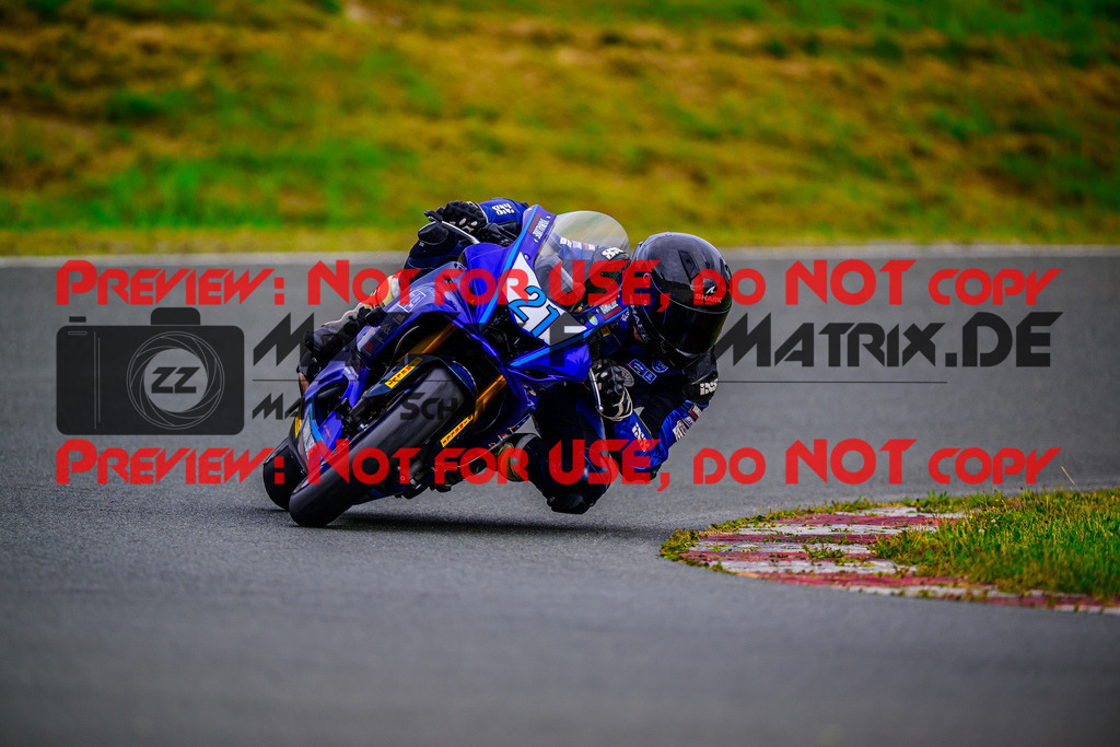 MaZZes_FotoMatrix_240726_6007705_8797 | R7