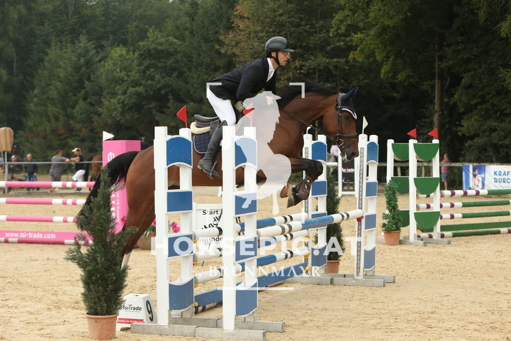 DL2Q6120 | Willkommen bei Brunnmayr - Design & Fotografie – Ihrem Spezialisten für Reitturniere und Pferdeveranstaltungen in Oberösterreich, Salzburg und Bayern! Seit über 17 Jahren sind wir leidenschaftlich dabei.