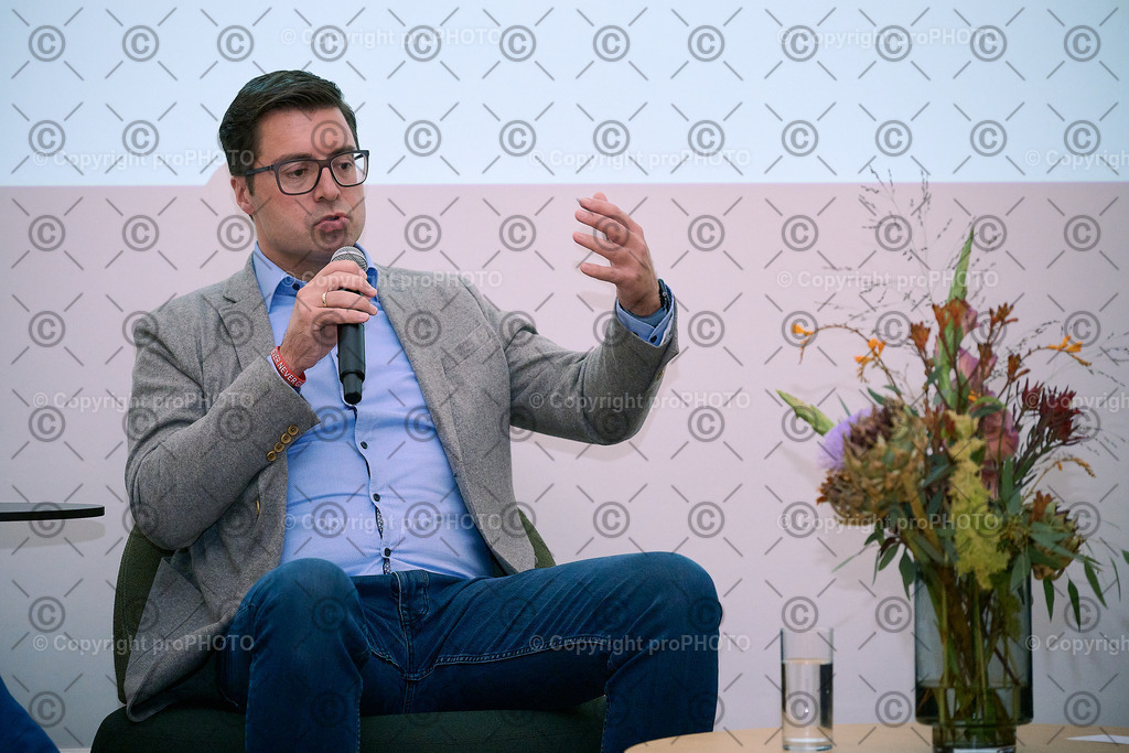 344_202509_EmployerBranding_NZ9_1915 | proPHOTO - Realisiert mit Pictrs.com