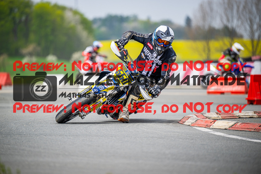 MaZZes_FotoMatrix_230507_9070 | S1