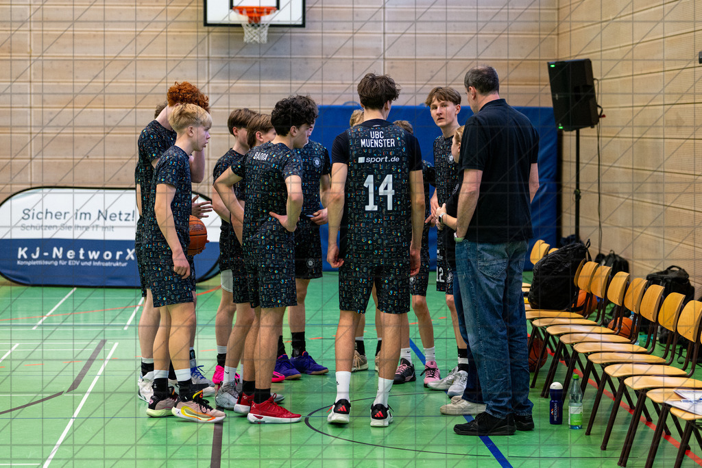 JBBL Relegation Gruppe 1 25/26 | Spieltag 18 | Charisma Young Bulls vs. UBC Münster | 01.03.26: JBBL Relegation Gruppe 1 25/26 | Spieltag 18 | Charisma Young Bulls vs. UBC Münster / Osnabrück / Deutschland  //   CREDIT:www.bullenfotos.de, Martin König, Hörner Weg 40, D-49078 Osnabrück, +4917663732967 // Nutzung und Weitergabe nur zu den vereinbarten Zwecken. Presseanfragen an Ersteller. Alle Rechte beim Ersteller. Honorierung nach MFM. - Realisiert mit Pictrs.com