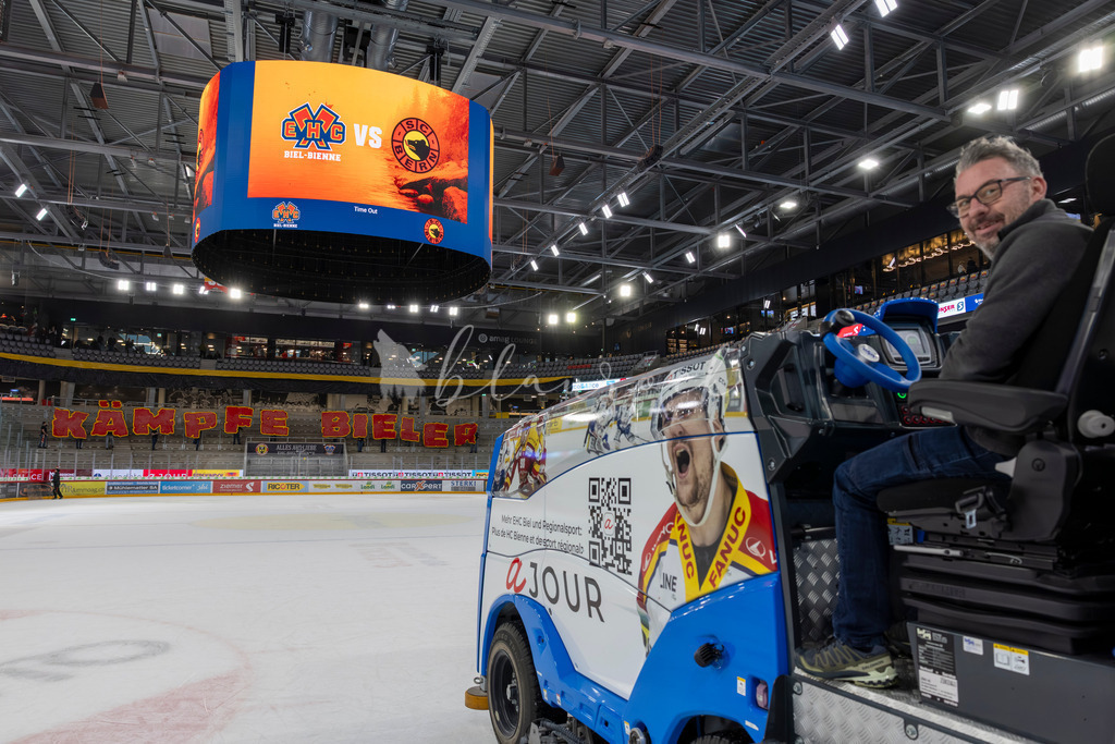 EHCB vs SCB 20260312_wb-2751 | Sportbilder, Sportfotograf, Hochzeits- und Eventfotografin, Flugshows, Portraits und Tiershooting, Aviation, Downhill, Nationalleague, Swissleague, International